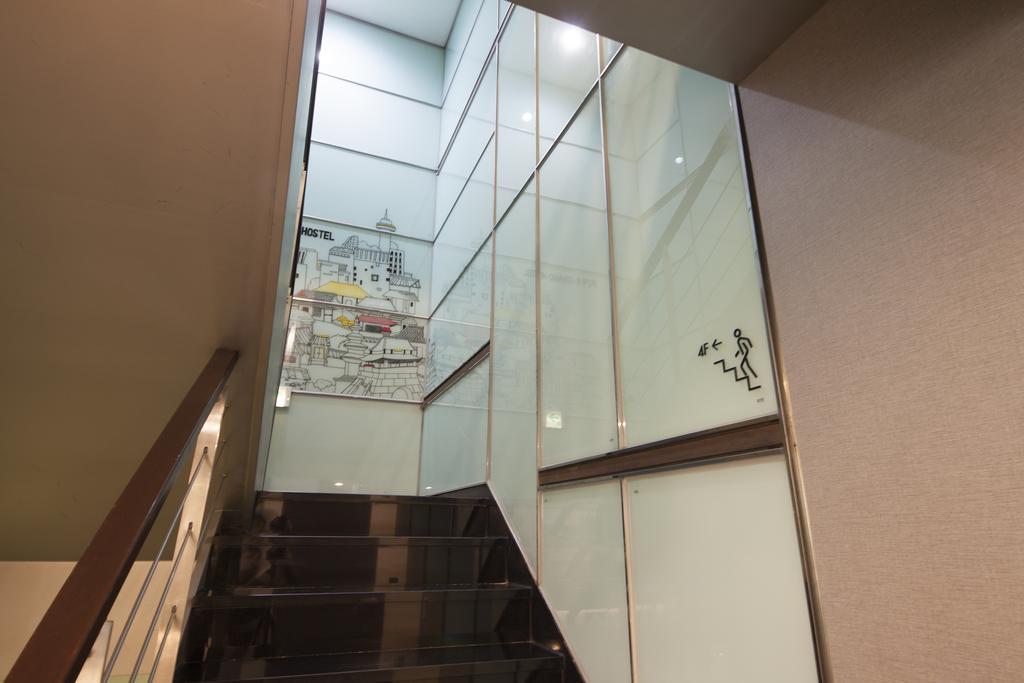 Hostel Oyo Hostel Myeongdong 1 *