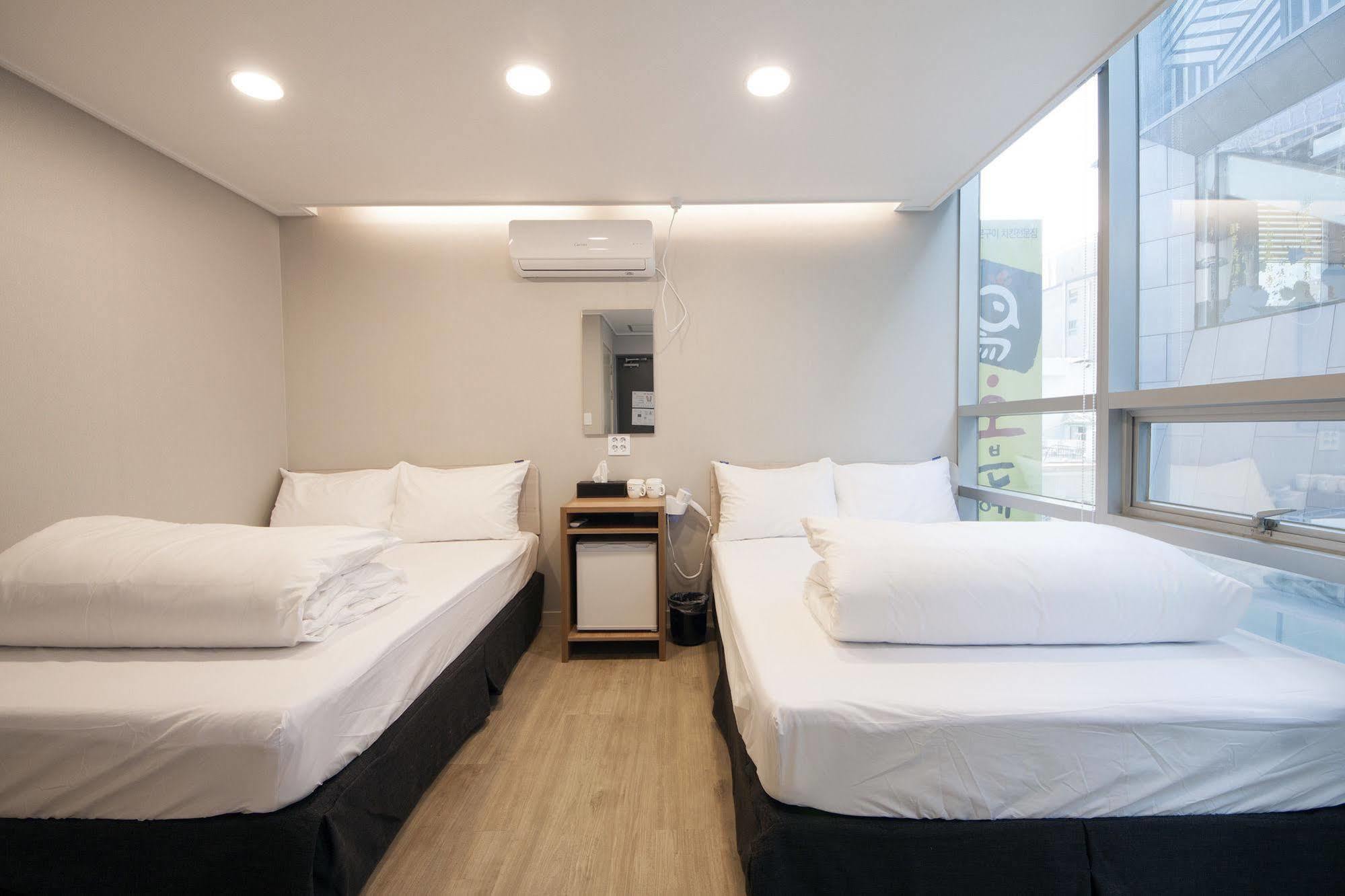 Oyo Hostel Myeongdong 1 Hostel *